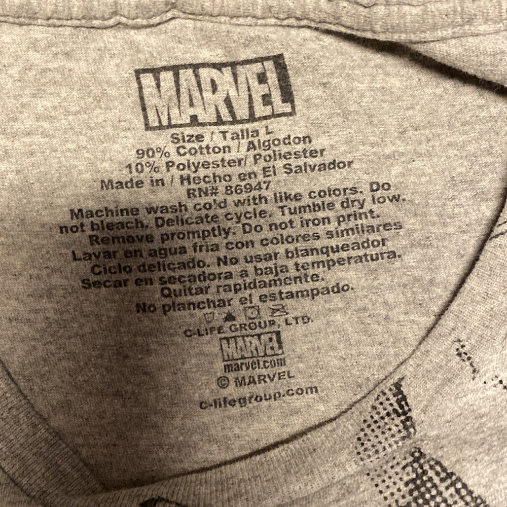 Marvel - Picture 2 of 2